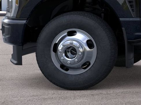 New 2026 Ford F350 Platinum AWD/4WD image 19