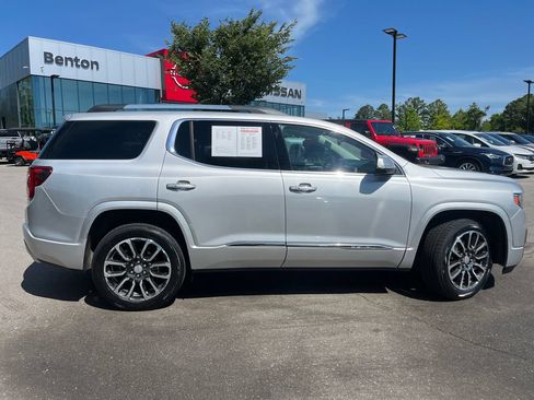 Used 2020 GMC Acadia Denali AWD/4WD image 2