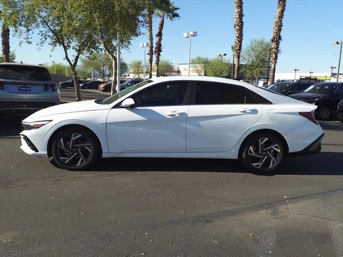 New 2025 Hyundai Elantra Limited w/ Cargo Package image 2