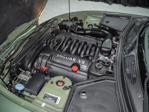Used 1999 Jaguar XK8 Convertible RWD image 22