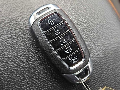 Used 2023 Hyundai Elantra Blue FWD image 33