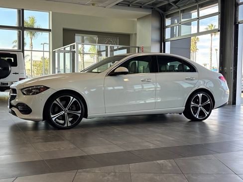 Used 2025 Mercedes-Benz C 300 Sedan image 13