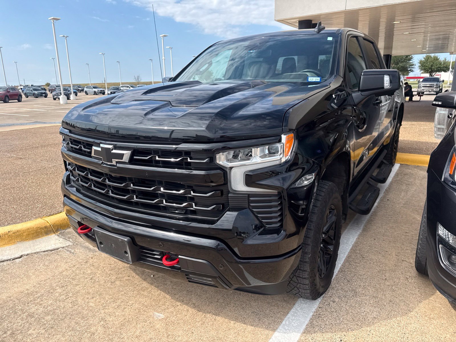 Used 2024 Chevrolet Silverado 1500 LT Trail Boss w/ LT Trail Boss Premium Package AWD/4WD image 7