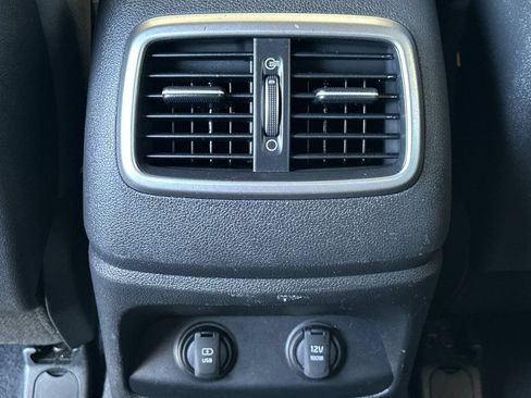 Used 2018 Kia Sorento FWD image 15