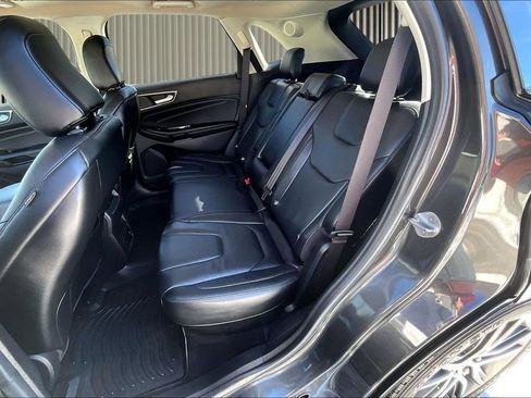 Used 2020 Ford Edge Titanium w/ Class II Trailer Tow Package image 27