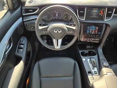 Certified 2025 INFINITI QX50 Pure AWD/4WD image 16