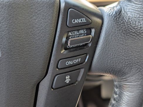 Certified 2022 Nissan Frontier SV AWD/4WD image 29