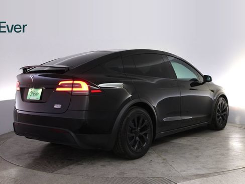 Used 2022 Tesla Model X Plaid AWD/4WD image 3