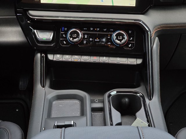 New 2026 GMC Sierra 2500 AT4 w/ AT4 Premium Plus Package AWD/4WD image 13