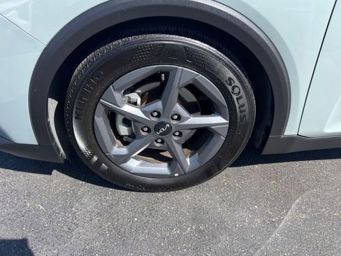 Used 2025 Kia K4 FWD image 35