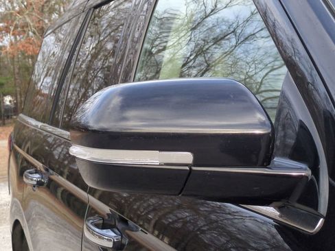 Used 2024 Ford Expedition Limited image 12