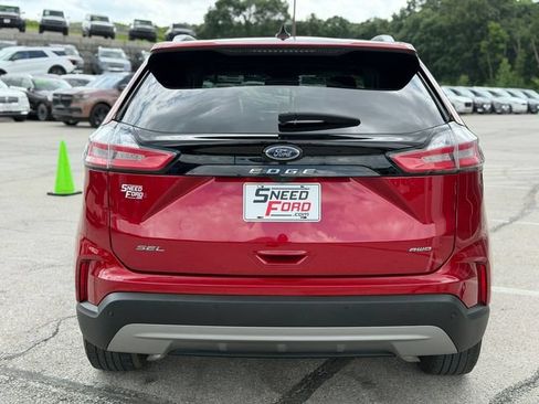 Used 2024 Ford Edge SEL w/ Convenience Package AWD/4WD image 6
