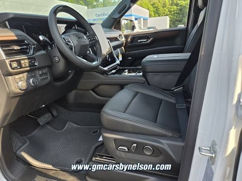 New 2026 GMC Yukon Denali w/ Advanced Technology Package AWD/4WD image 7