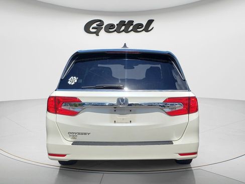 Used 2018 Honda Odyssey EX image 3