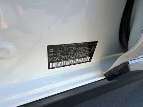Used 2024 Subaru Crosstrek 2.5i Limited AWD/4WD image 33