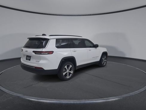 New 2026 Jeep Grand Cherokee L Limited AWD/4WD image 15