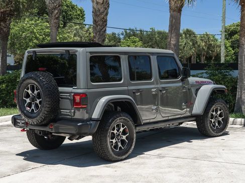 Used 2021 Jeep Wrangler Unlimited Rubicon AWD/4WD image 8