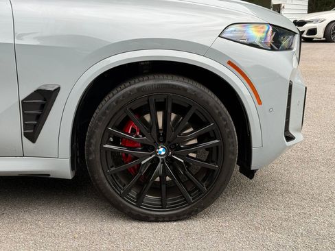 Certified 2024 BMW X5 xDrive40i w/ M Sport Package AWD/4WD image 11