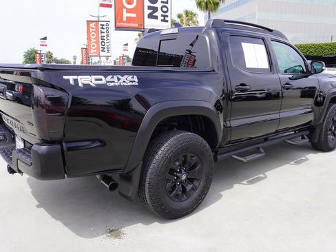 Used 2023 Toyota Tacoma TRD Off-Road image 7