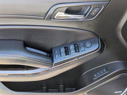 Used 2018 Chevrolet Tahoe LT RWD image 18