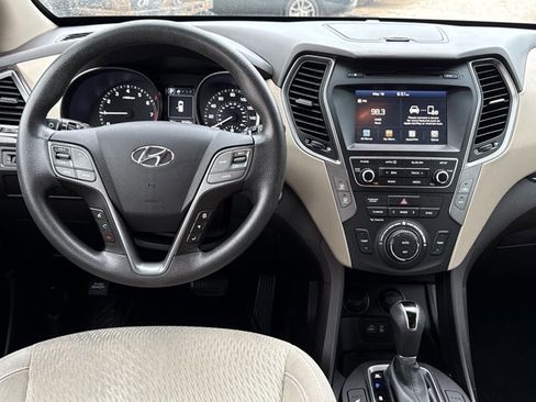 Used 2018 Hyundai Santa Fe Sport w/ 2.4L Value Package 02 FWD image 4
