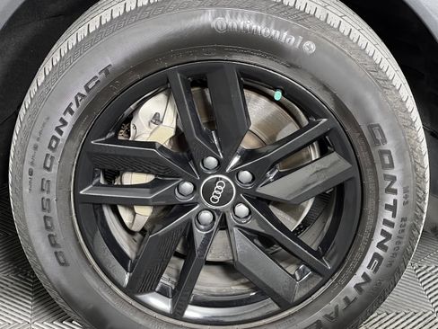 Used 2022 Audi Q5 2.0T Premium w/ Convenience Package image 15