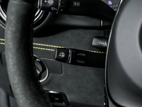 Used 2018 Mercedes-Benz AMG GT R image 28