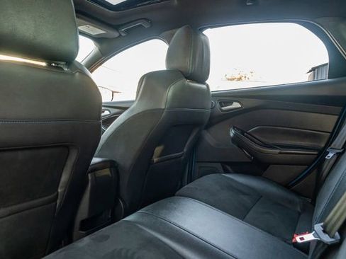 Used 2017 Ford Focus RS image 37