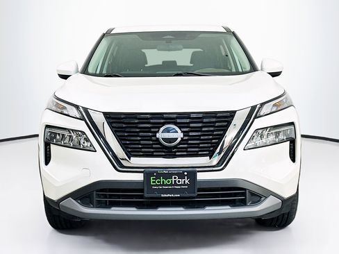 Used 2023 Nissan Rogue SV AWD/4WD image 2