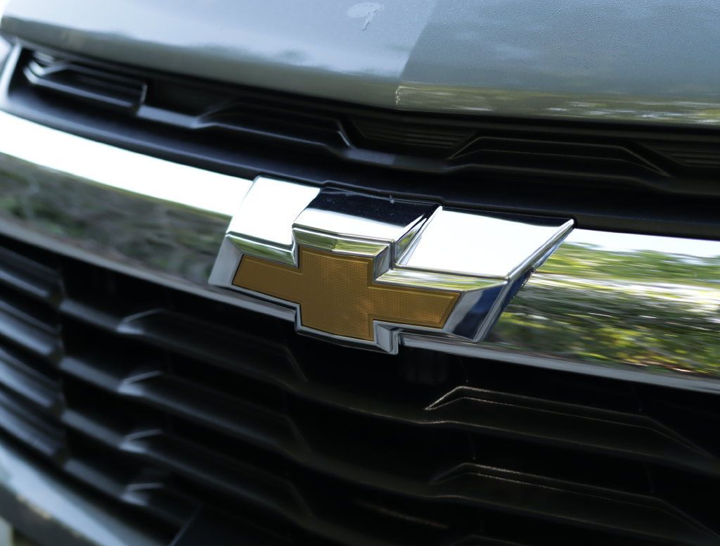 Used 2025 Chevrolet TrailBlazer LT w/ Convenience Package FWD image 32