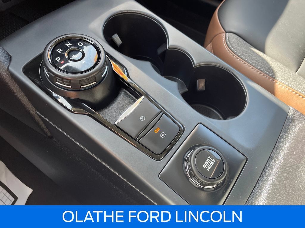 Used 2024 Ford Bronco Sport Outer Banks AWD/4WD image 10
