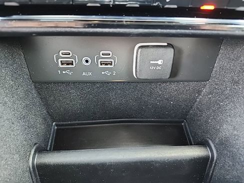 Certified 2023 Jeep Grand Cherokee Laredo image 30