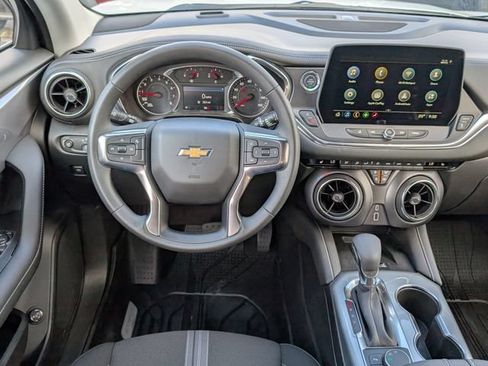 New 2026 Chevrolet Blazer LT w/ Convenience Package FWD image 4