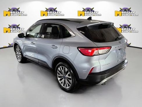 Used 2022 Ford Escape Titanium AWD/4WD image 6