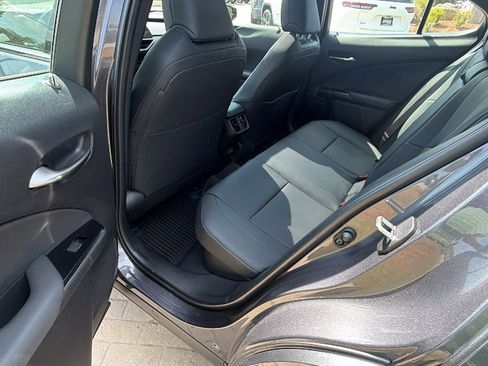 Used 2024 Lexus UX 250h F Sport image 24