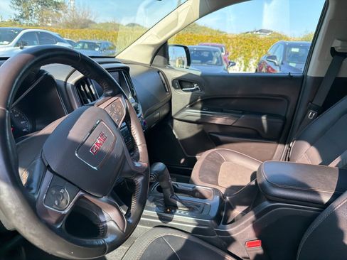 Used 2021 GMC Canyon AT4 w/ Trailering Package image 5