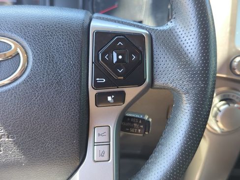 Used 2020 Toyota 4Runner SR5 Premium w/ Moonroof Package AWD/4WD image 16