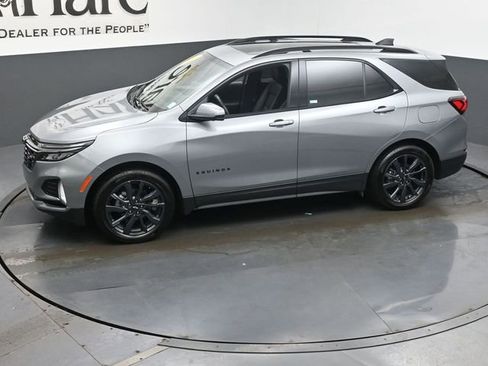 Used 2023 Chevrolet Equinox RS w/ RS Leather Package image 57