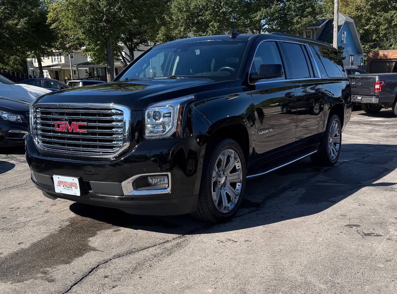 Used 2018 GMC Yukon XL SLT AWD/4WD image 2