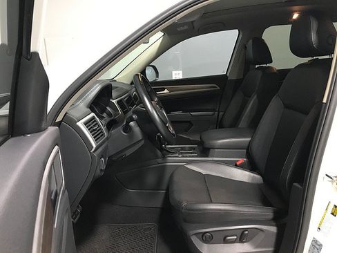 Used 2019 Volkswagen Atlas SE FWD image 11