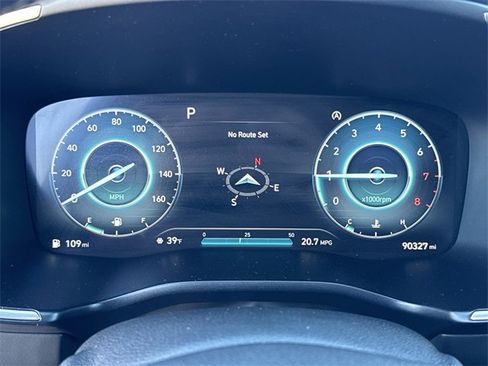 Used 2023 Hyundai Santa Fe Calligraphy image 27