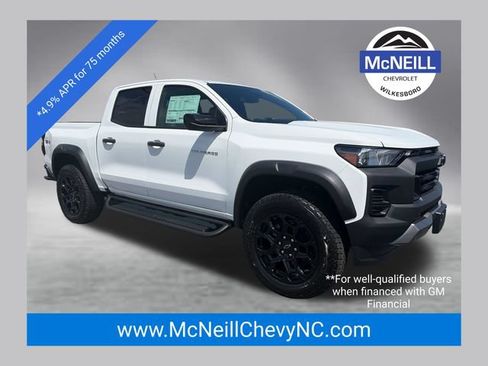 New 2026 Chevrolet Colorado Trail Boss AWD/4WD image 1