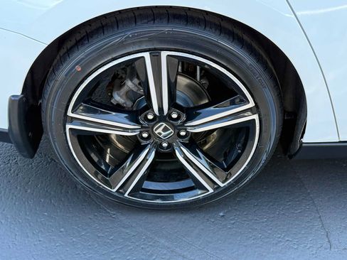 Used 2023 Honda Accord Sport image 8