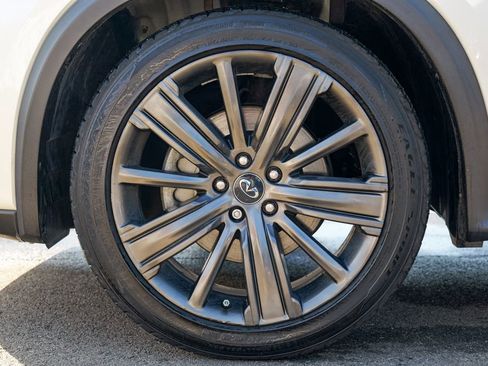 Used 2020 INFINITI QX50 Essential w/ Edition 30 Package image 15