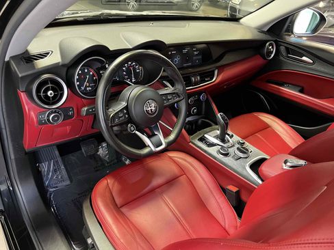 Used 2021 Alfa Romeo Stelvio Sprint w/ Nero Edizione RWD image 3