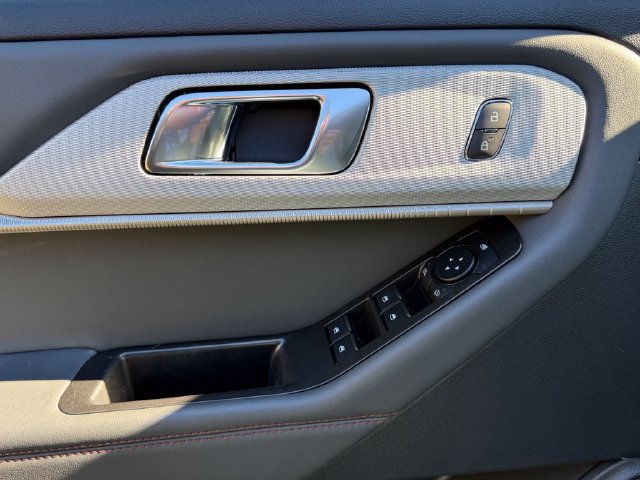 New 2027 Ford Explorer Active AWD/4WD image 18
