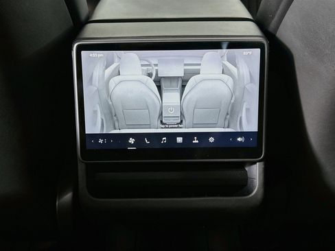 Used 2025 Tesla Model 3 Long Range RWD image 26