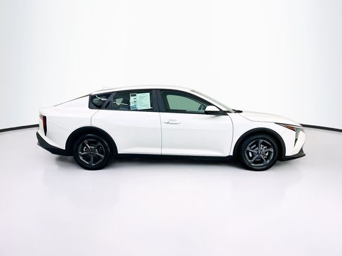 Used 2025 Kia K4 FWD image 10