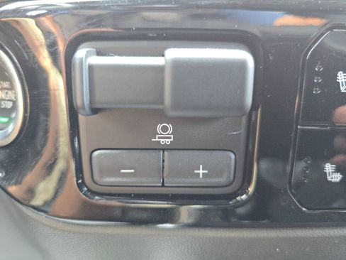 Used 2024 Chevrolet Silverado 1500 LT Trail Boss w/ Convenience Package II image 34