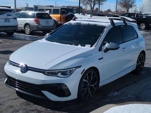 Used 2022 Volkswagen Golf R image 10